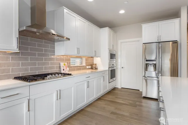 $1,585,000 | 1099 Southeast 14th Place, North Bend, WA 98045