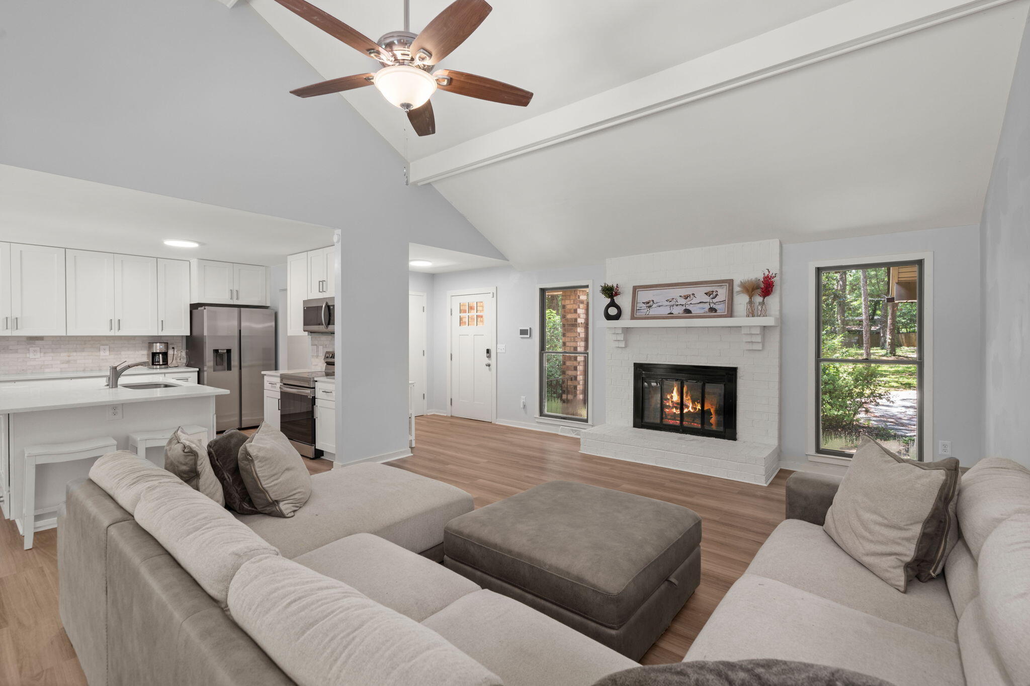 127 Newington Road Summerville, SC 29485 - Photo 8 of 39 8