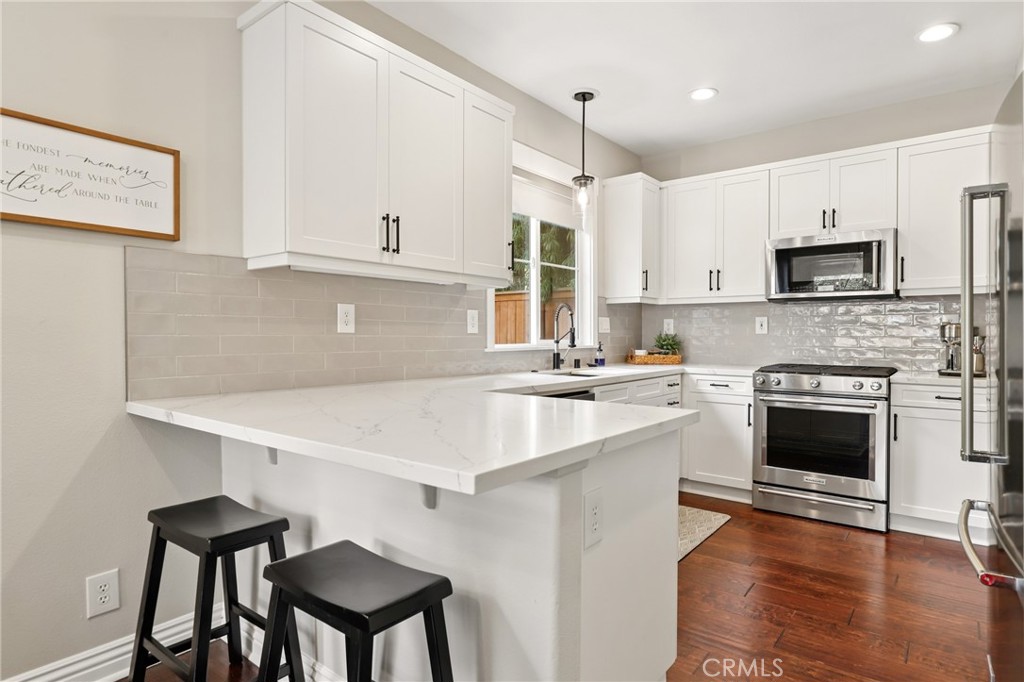 55 Fieldhouse Ladera Ranch, CA 92694 - Photo 4 of 23