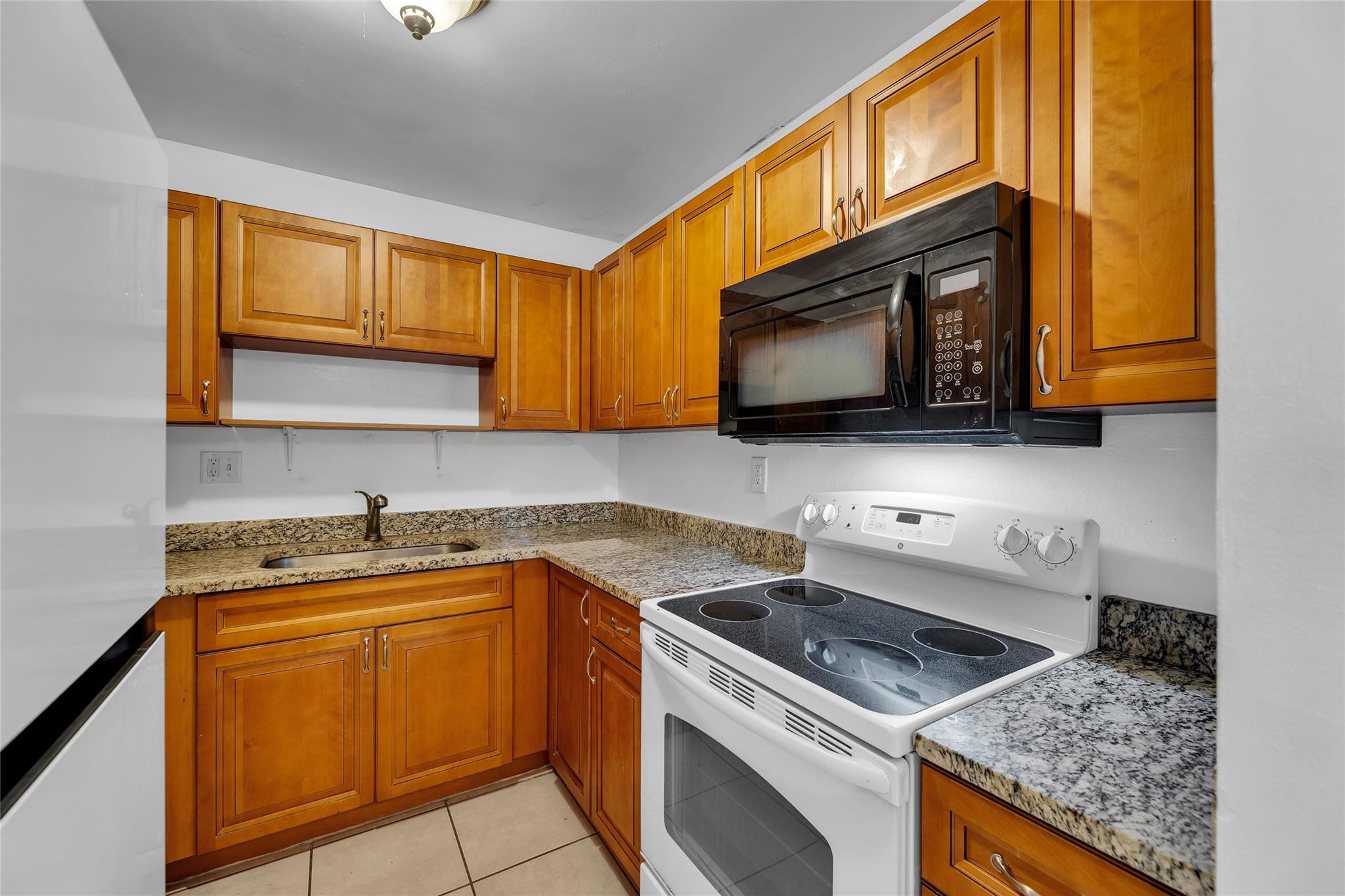 2201 Northeast 36th Street, Unit 207 Lighthouse Point, FL 33064 - Photo 11 of 35 Photo 11