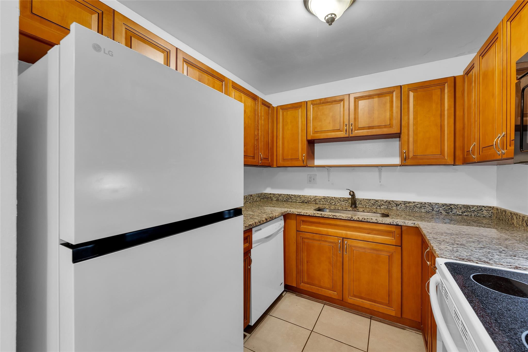 2201 Northeast 36th Street, Unit 207 Lighthouse Point, FL 33064 - Photo 13 of 35 Photo 13