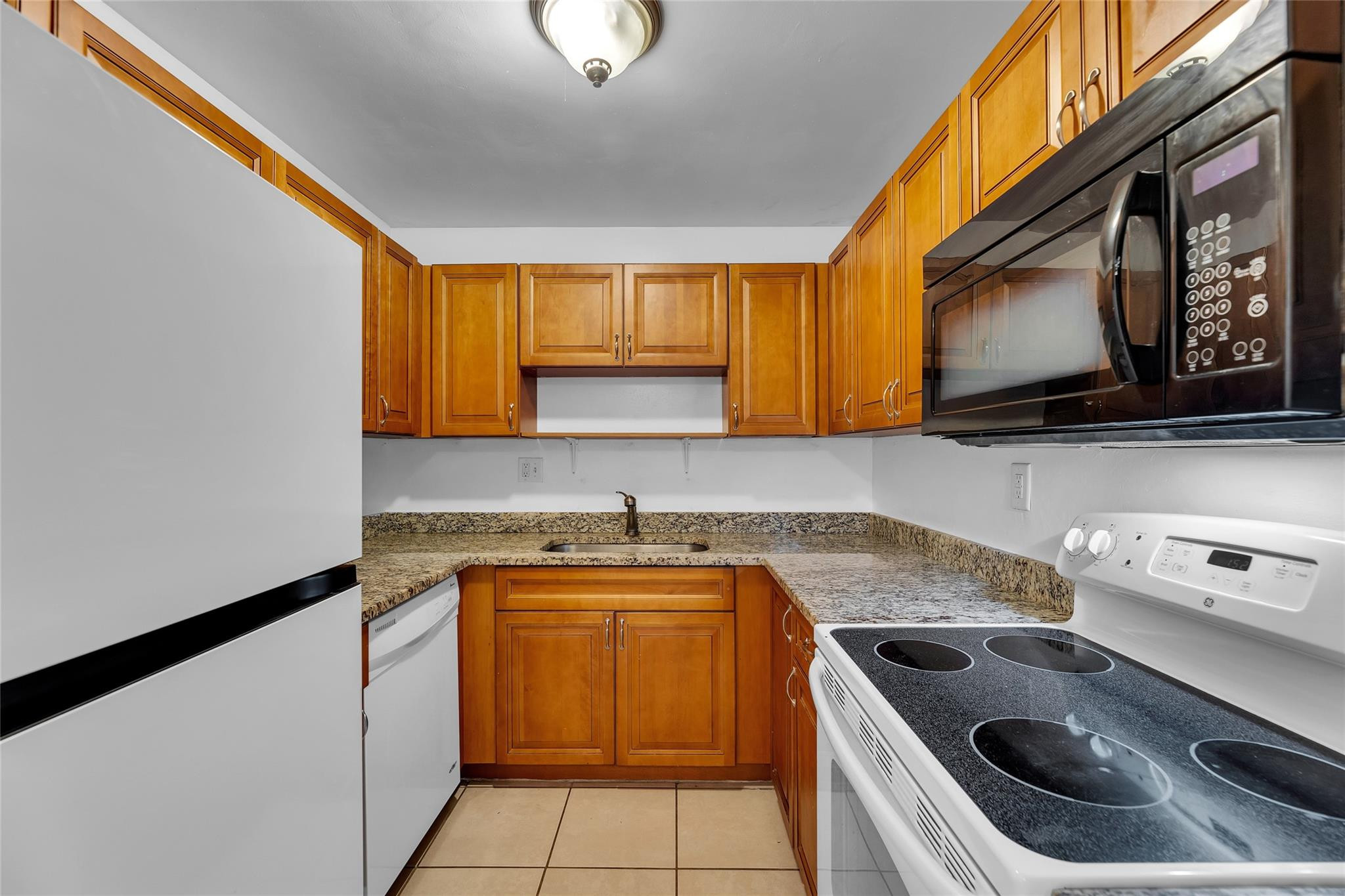 2201 Northeast 36th Street, Unit 207 Lighthouse Point, FL 33064 - Photo 2 of 35 Photo 2