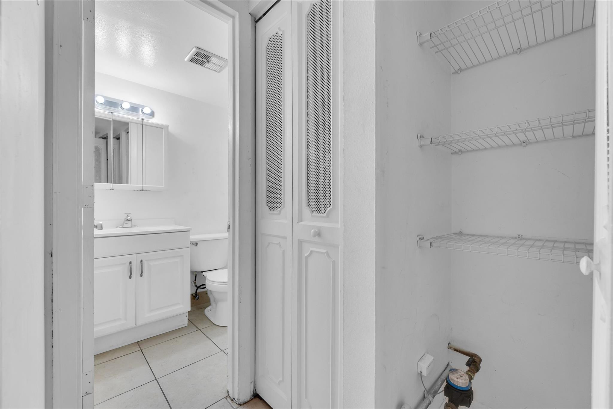 2201 Northeast 36th Street, Unit 207 Lighthouse Point, FL 33064 - Photo 5 of 35 Photo 5