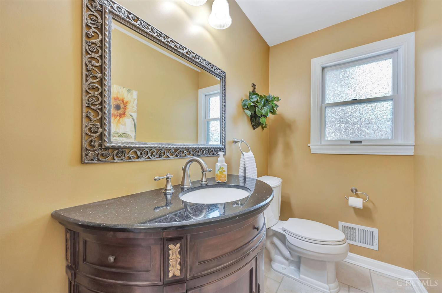 5720 Werk Road Cincinnati, OH 45248 - Photo 20 of 44