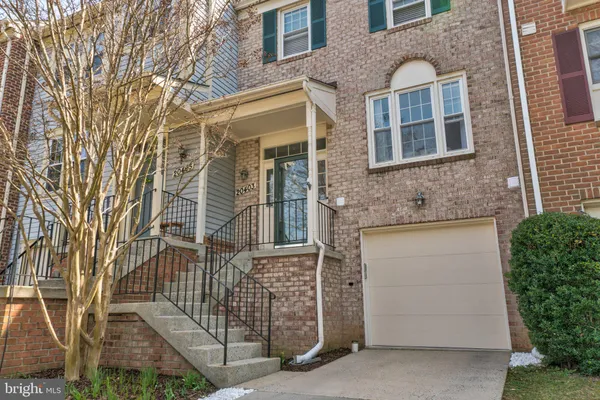 $515,000 | 20403 Ivybridge Court, Montgomery Village, MD 20886
