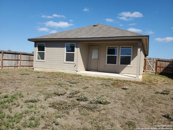 $196,080 | 15531 Clove Spice Way, Von Ormy, TX 78073