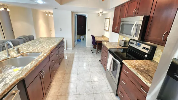 $2,500 | 2455 Lindell Boulevard, Unit 3208, Delray Beach, FL 33444