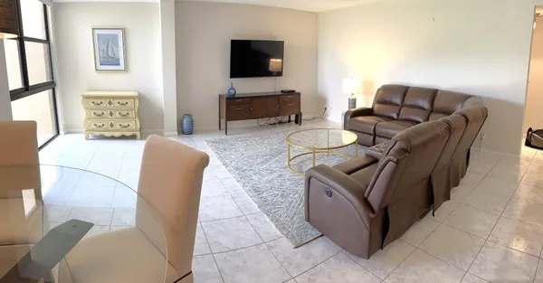 $2,500 | 2455 Lindell Boulevard, Unit 3208, Delray Beach, FL 33444