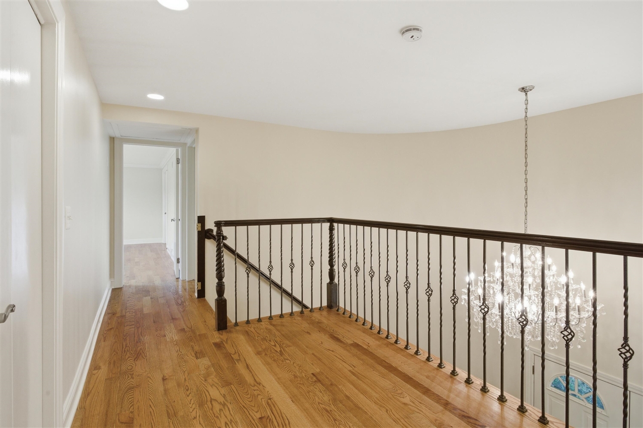 653 Perrien Place Grosse Pointe, MI 48236 - Photo 30 of 54