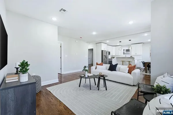 $6,450 | 46 Eppirt Street, East Orange, NJ 07018
