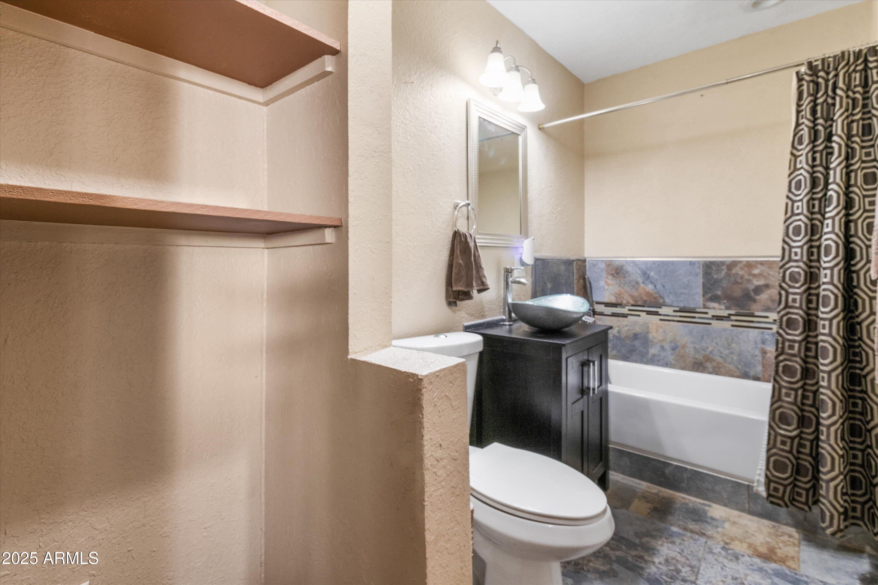 834 East Granada Avenue Apache Junction, AZ 85119 - Photo 14 of 39 12-IMG_2304