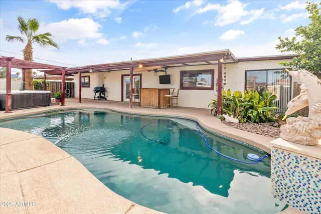 $499,000 | 834 East Granada Avenue, Apache Junction, AZ 85119