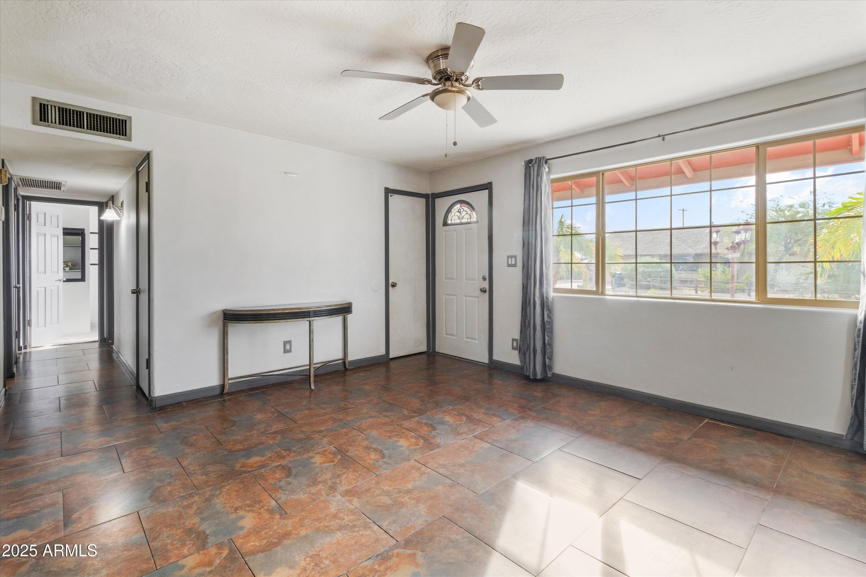 834 East Granada Avenue Apache Junction, AZ 85119 - Photo 10 of 39 07-IMG_2291