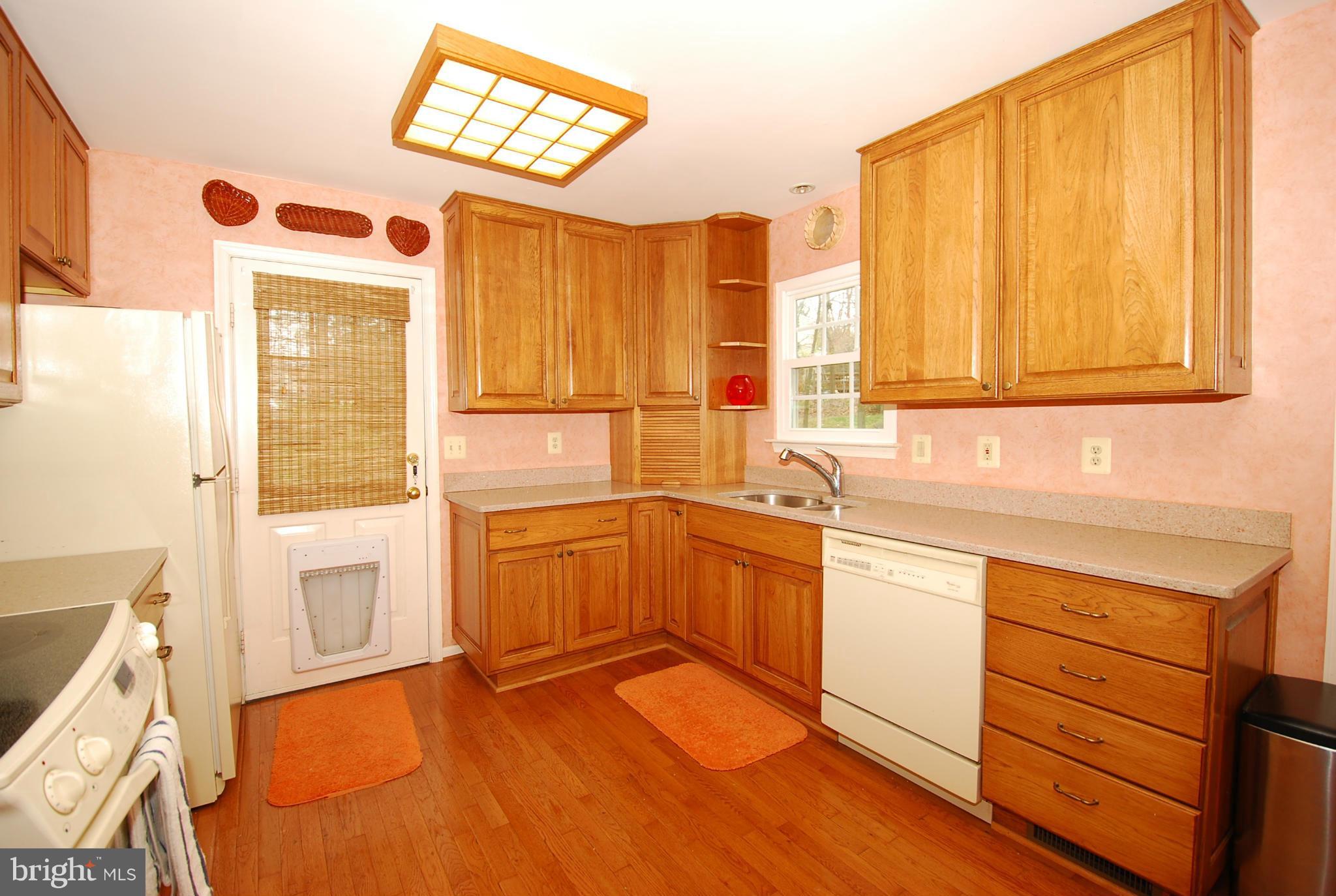 10140 Clearspring Road Damascus, MD 20872 - Photo 3 of 23 Kitchen