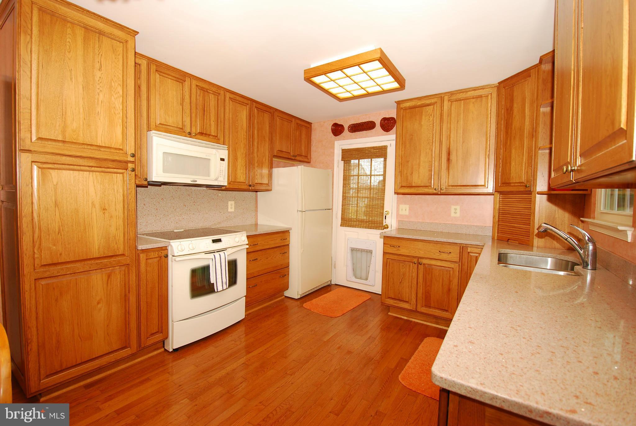 10140 Clearspring Road Damascus, MD 20872 - Photo 4 of 23 Kitchen
