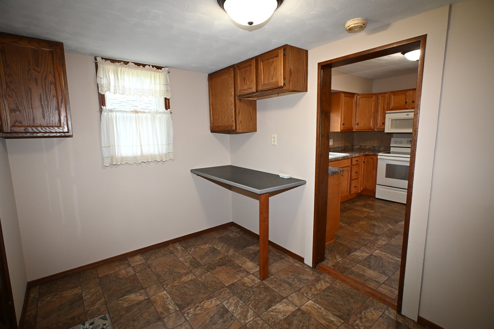 302 South Summit Street El Paso, IL 61738 - Photo 13 of 22