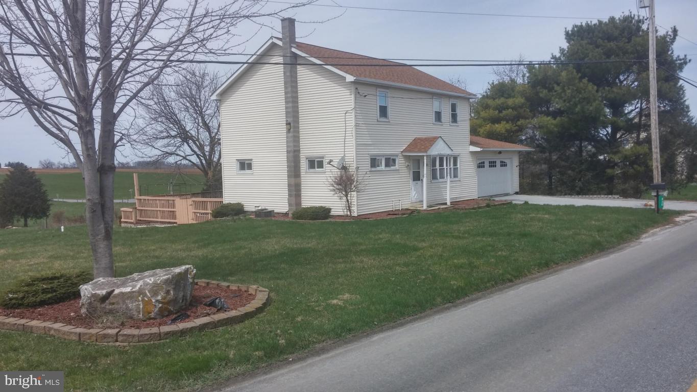430 Spring Garden Road Kinzers, PA 17535 - Photo 1 of 12