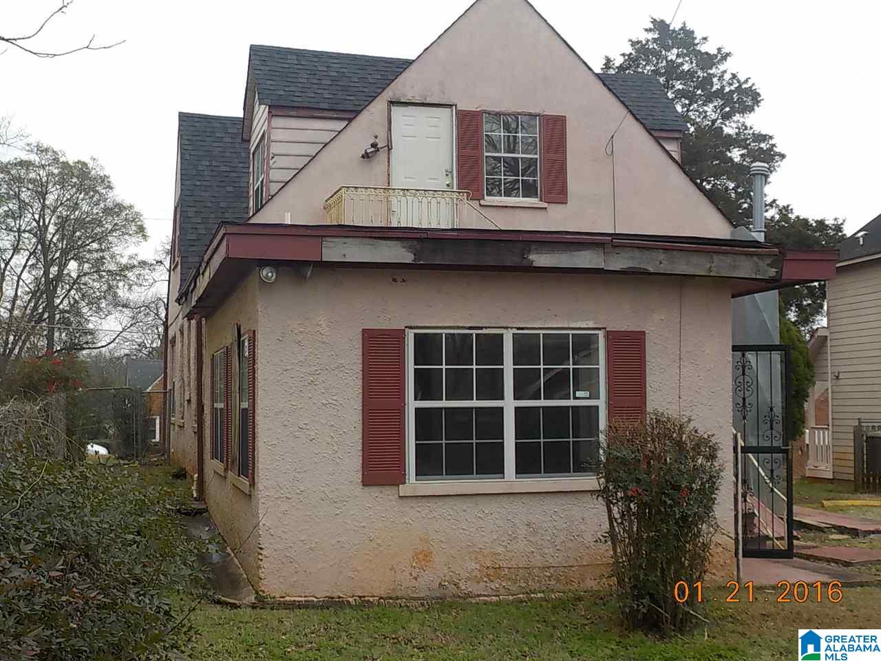 1328 18th Street Southwest Birmingham, AL 35211 - Photo 4 of 28