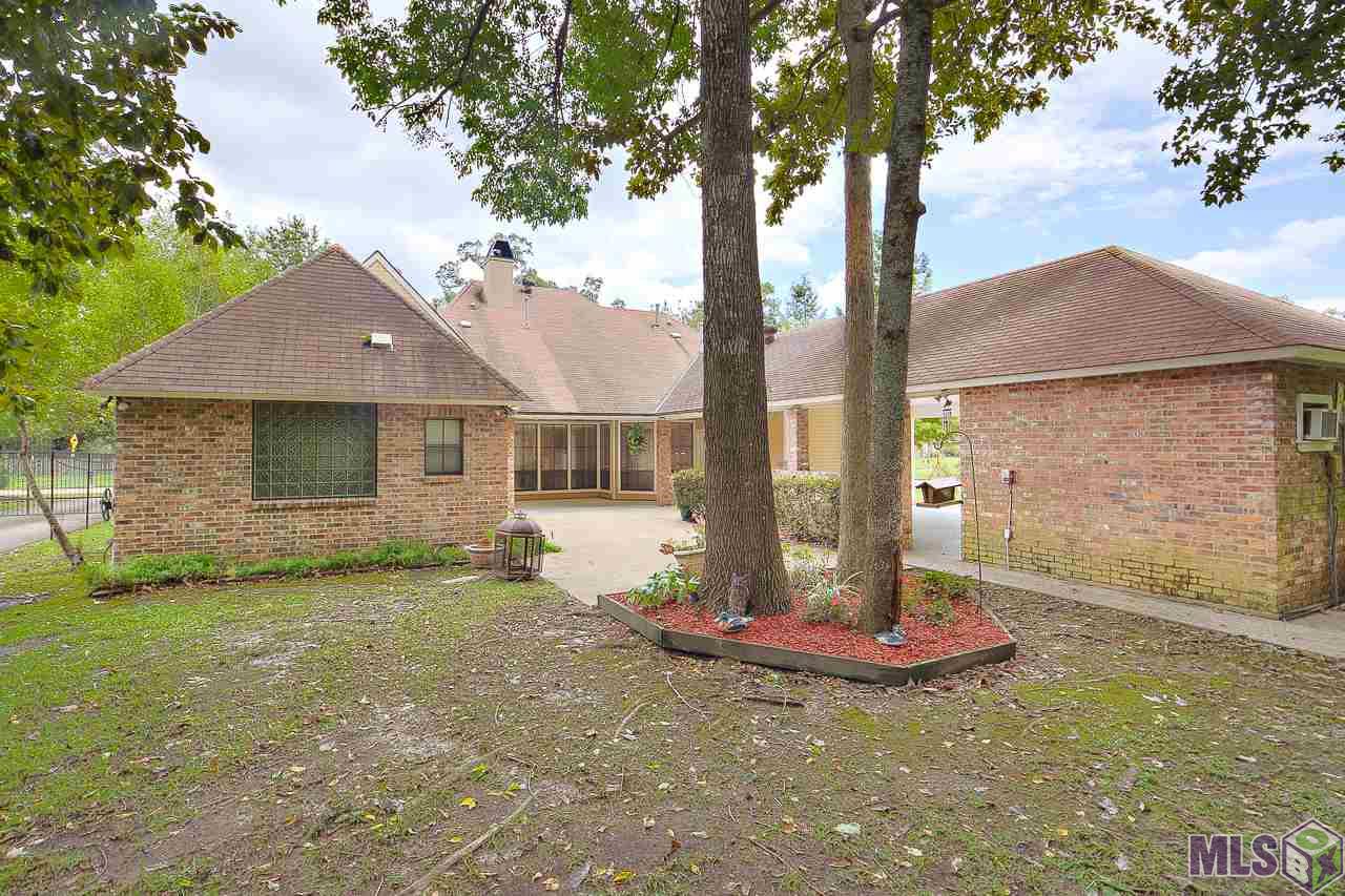 3446 Harris Drive Baton Rouge, LA 70816 - Photo 24 of 31 View From Back Yard