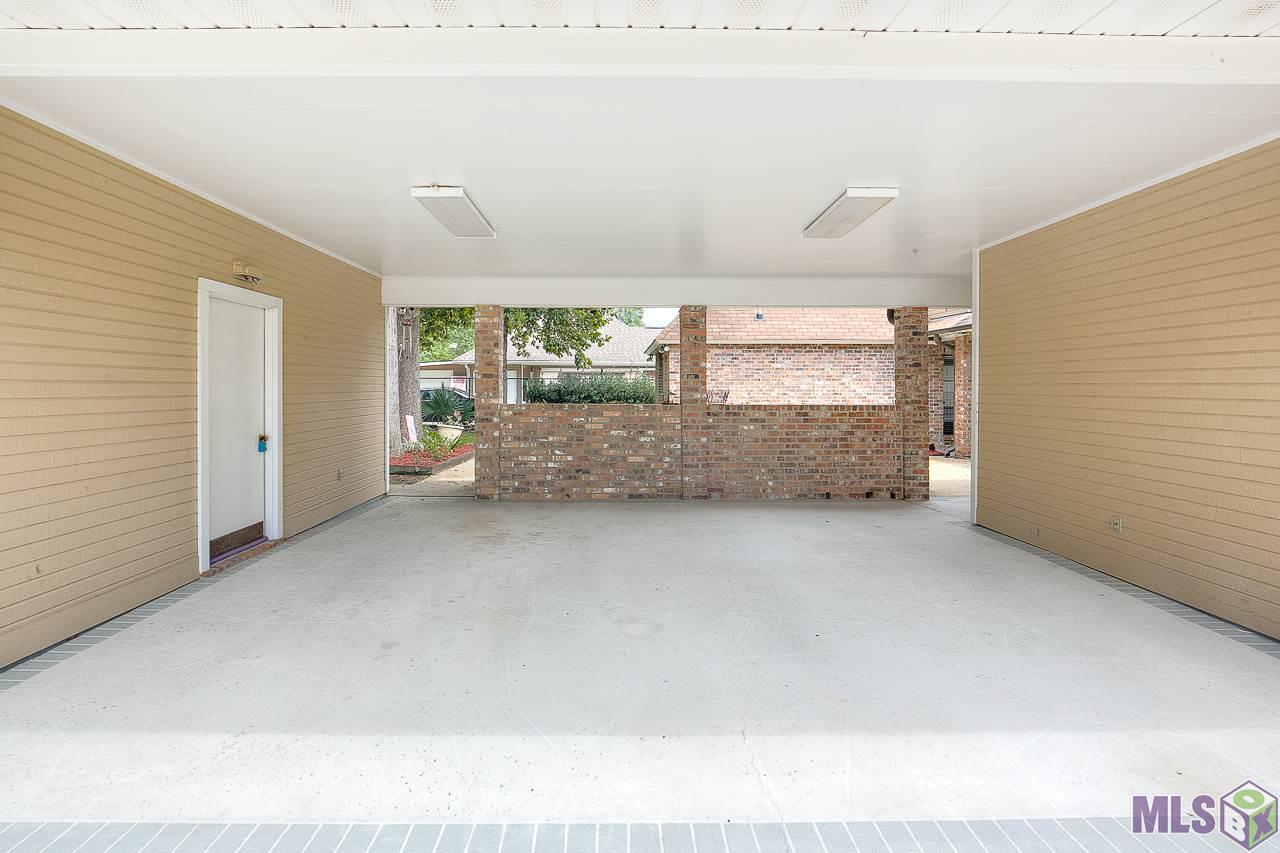 3446 Harris Drive Baton Rouge, LA 70816 - Photo 28 of 31 Scored and Stained Garage floor