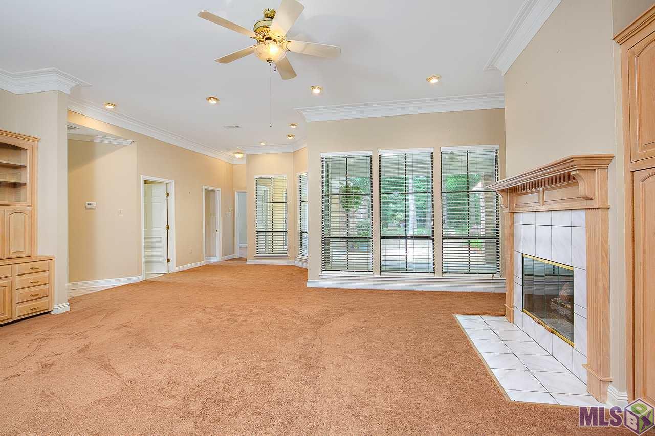3446 Harris Drive Baton Rouge, LA 70816 - Photo 6 of 31 Family Room