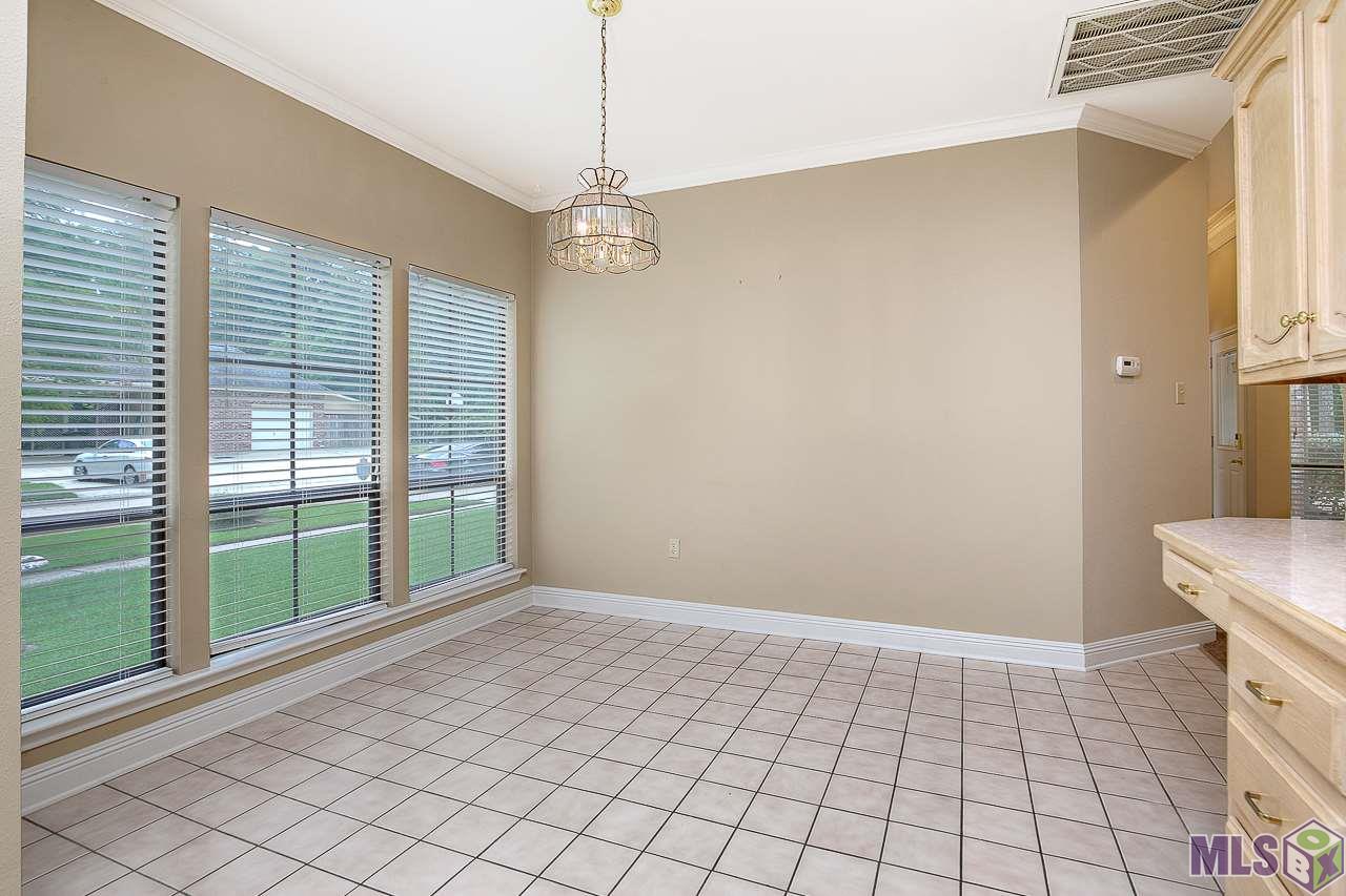 3446 Harris Drive Baton Rouge, LA 70816 - Photo 9 of 31 Breakfast Room