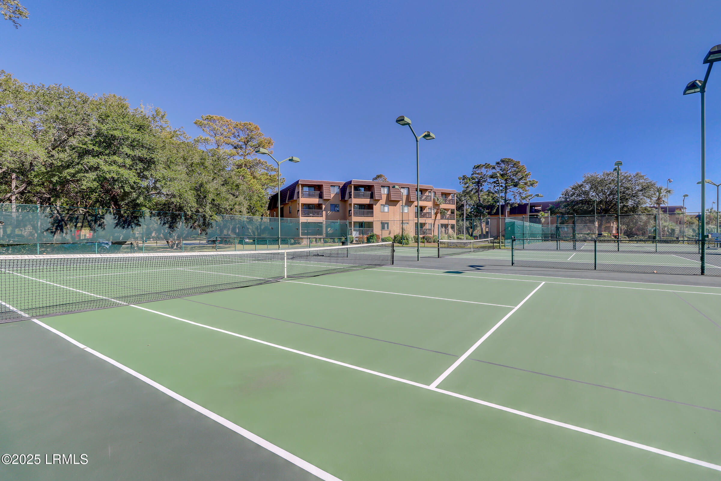 40 Folly Field Road, Unit 131C Hilton Head Island, SC 29928 - Photo 10 of 17 HHB&T Amenities_LuxImg_0003