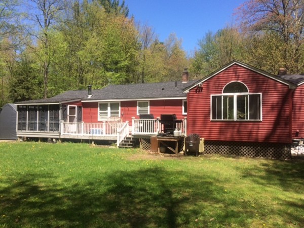 69 Wash Pond Road Hampstead, NH 03841 - Photo 2 of 3