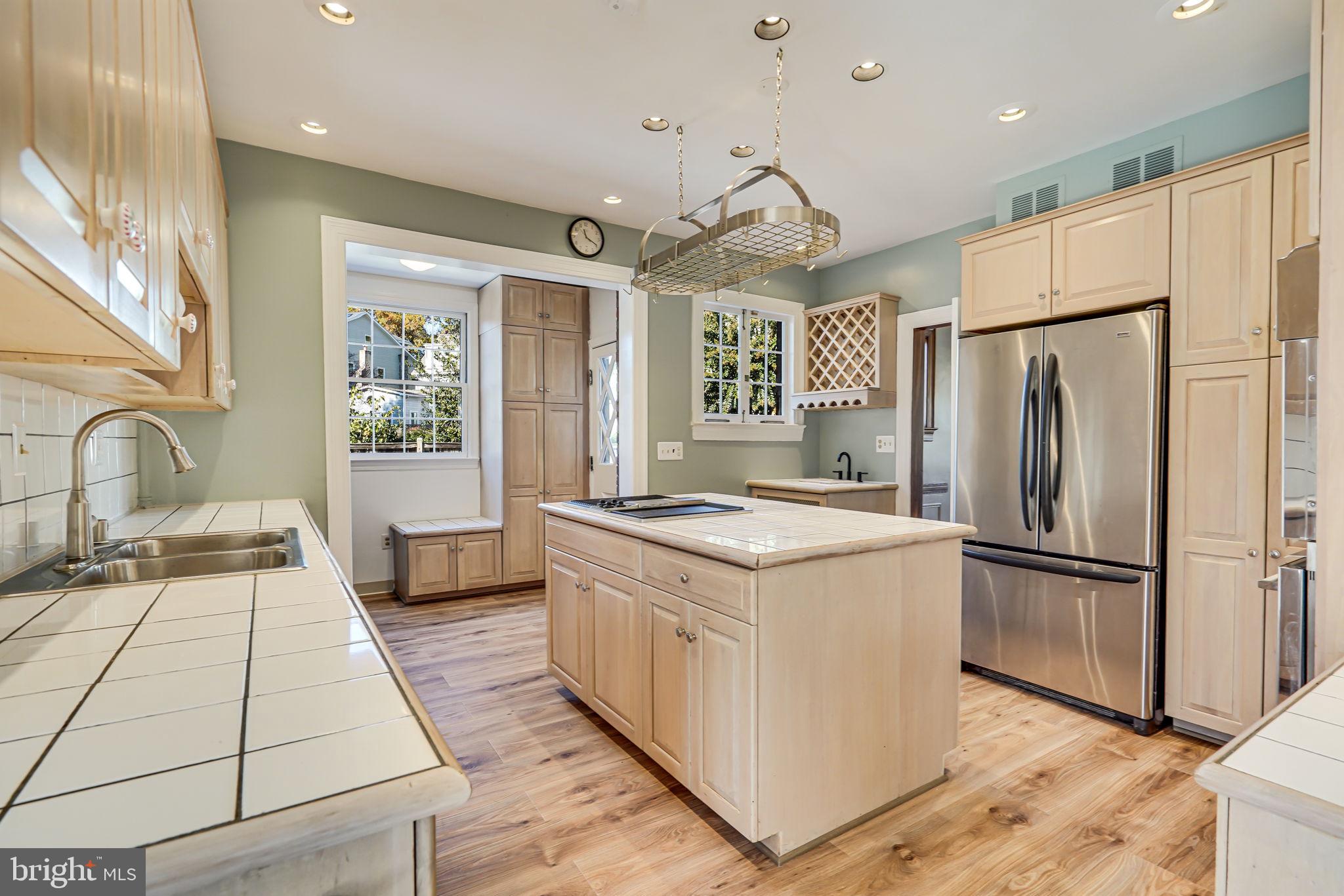 3608 Rittenhouse Street Northwest Washington, DC 20015 - Photo 7 of 38 Kitchen