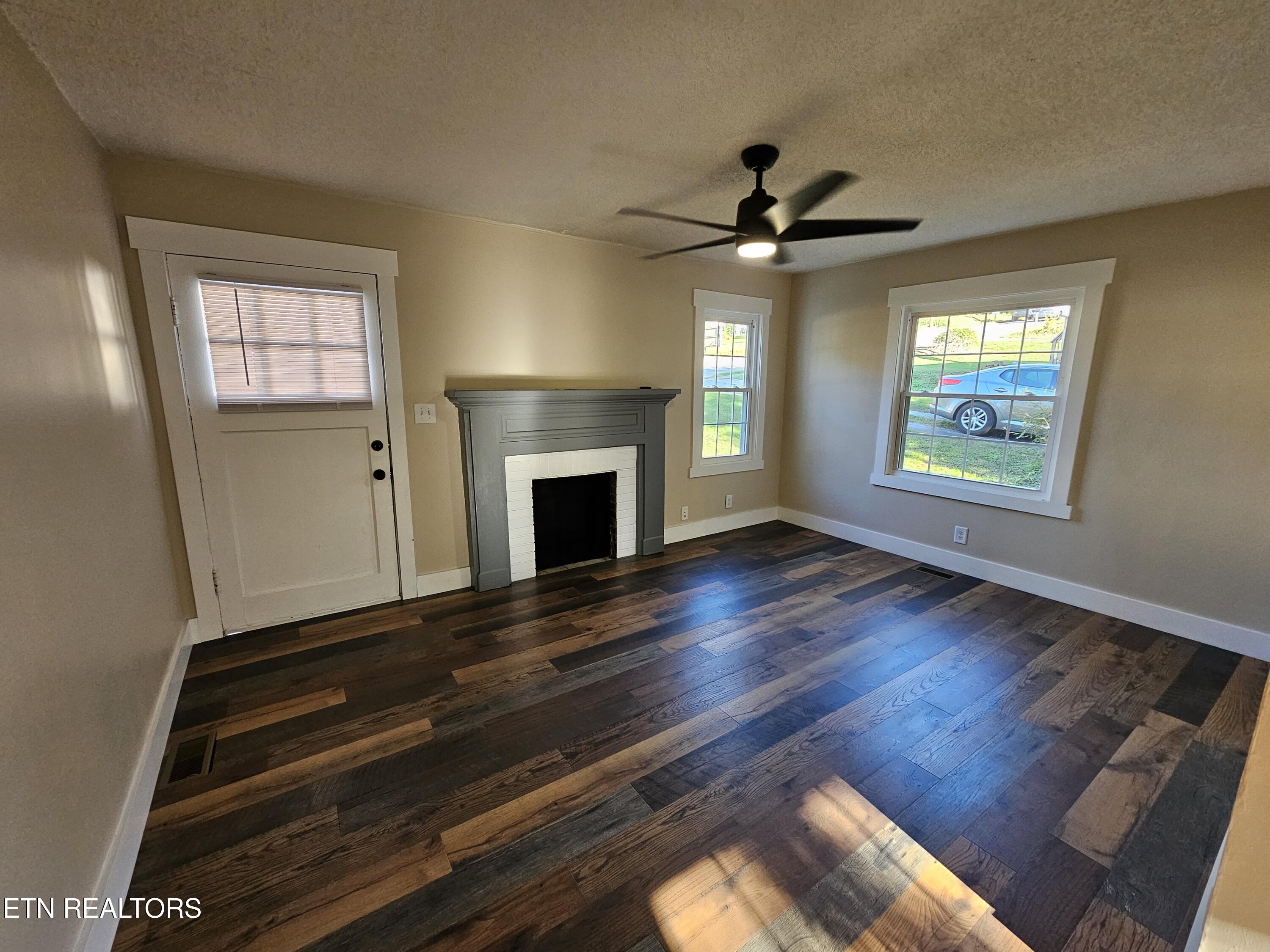 111 South Everett High Road Maryville, TN 37804 - Photo 2 of 12 20241018_164952