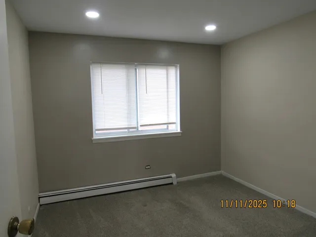 $1,545 | 1156 Copperfield Lane, Unit E, Schaumburg, IL 60193