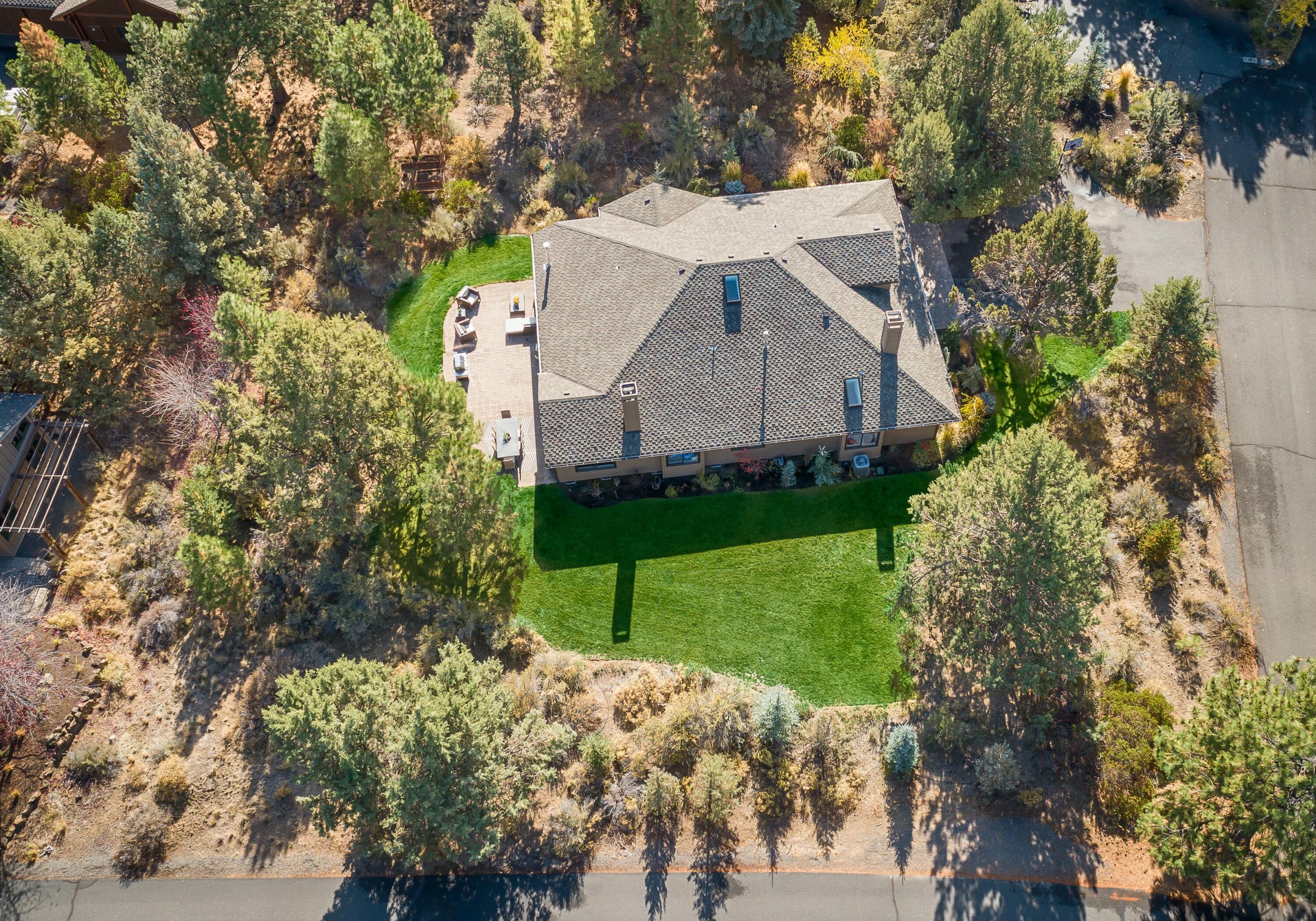 19675 Sunshine Way Bend, OR 97702 - Photo 49 of 52 tempImageII7j6K