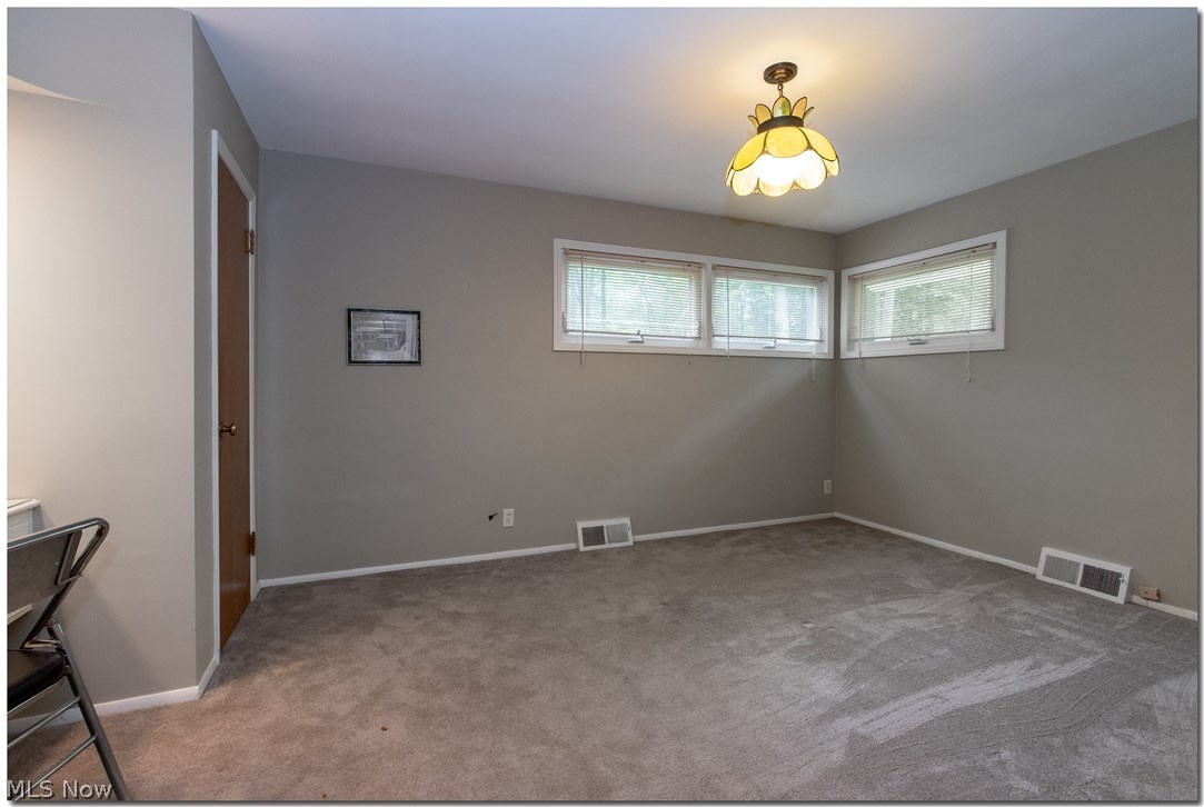 31791 Cedar Road Cleveland, OH 44124 - Photo 17 of 35 Gallery Image 17