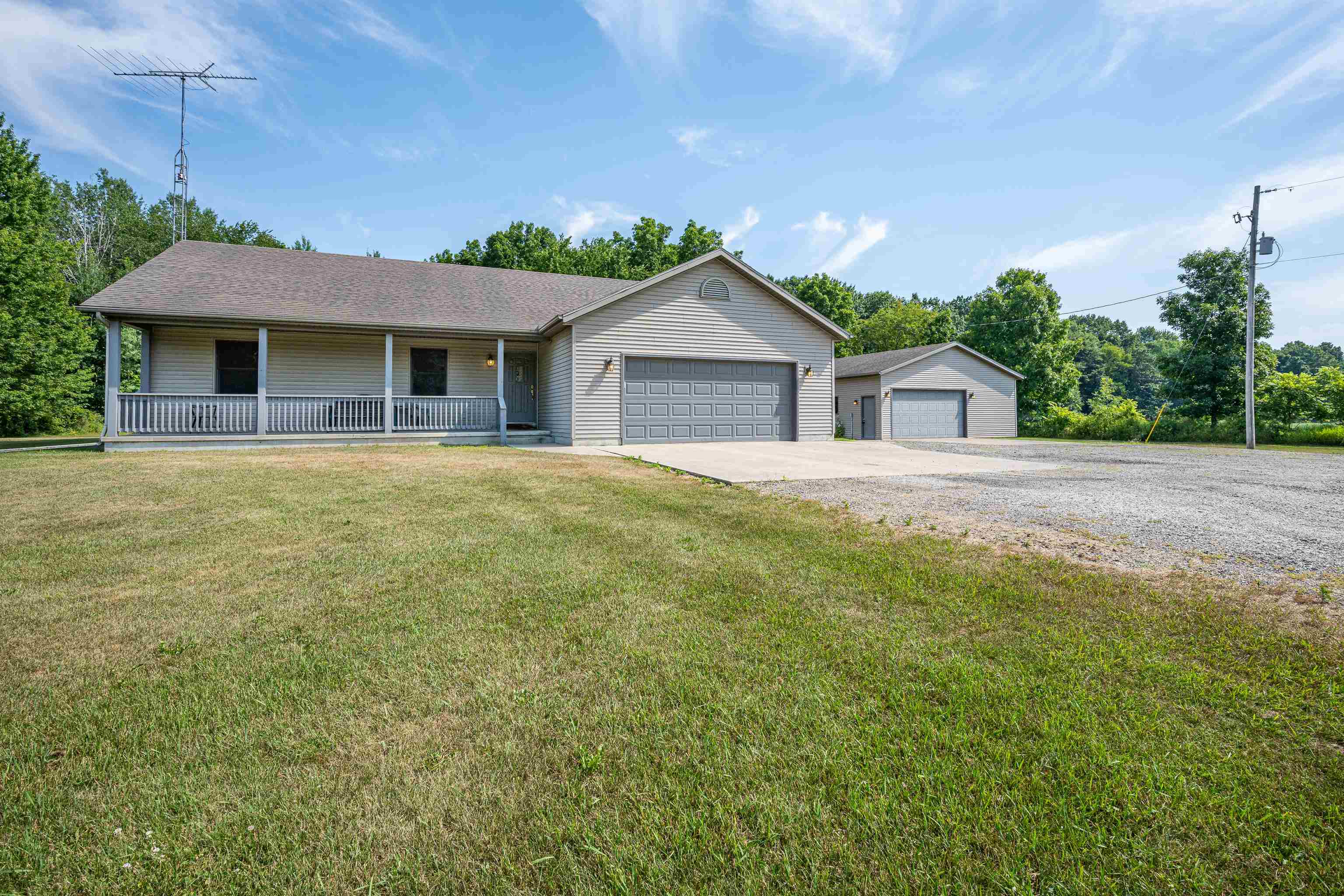 5818 West Baker Road Coleman, MI 48618 - Photo 2 of 86