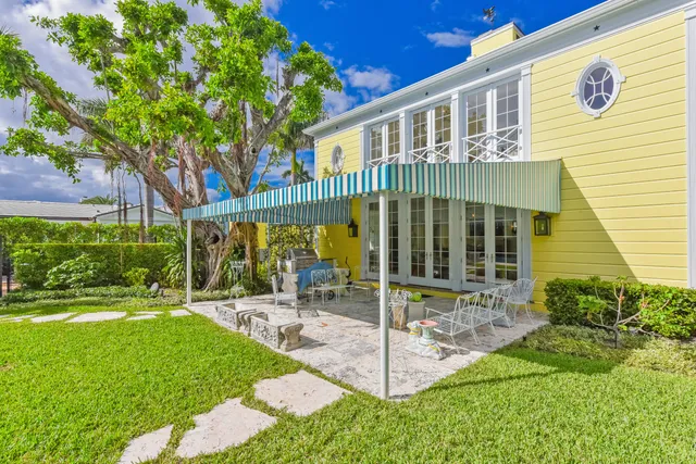 $15,500,000 | 250 Algoma Road, Palm Beach, FL 33480