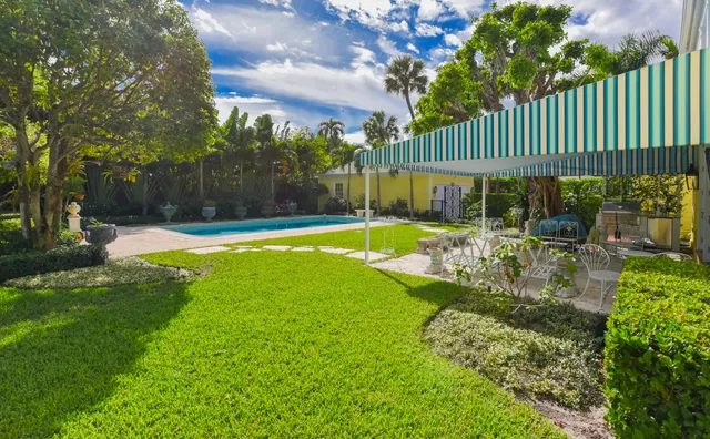 $15,500,000 | 250 Algoma Road, Palm Beach, FL 33480