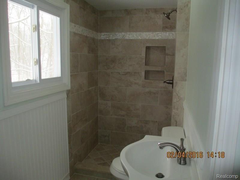 3265 Brighton Road Howell, MI 48843 - Photo 10 of 22