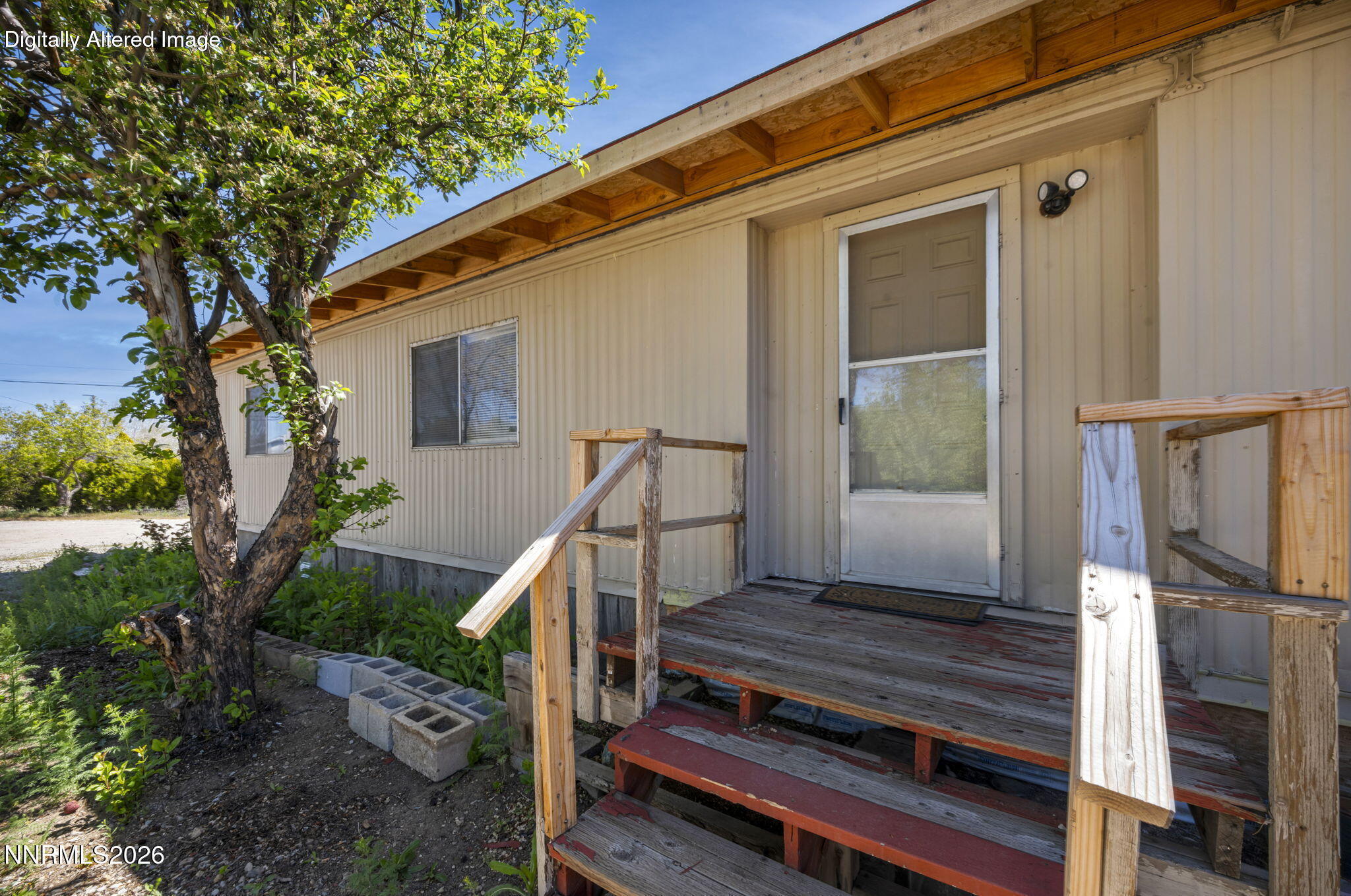 4-web-or-mls-150-w-4th-ave