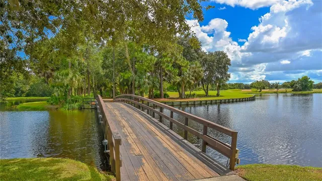$435,000 | 7607 Whitebridge Glen, University Park, FL 34201