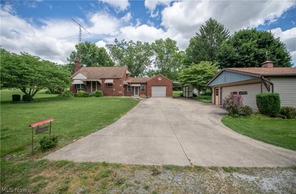 $220,000 | 3063 Diamond Street Northeast, Canton, OH 44721