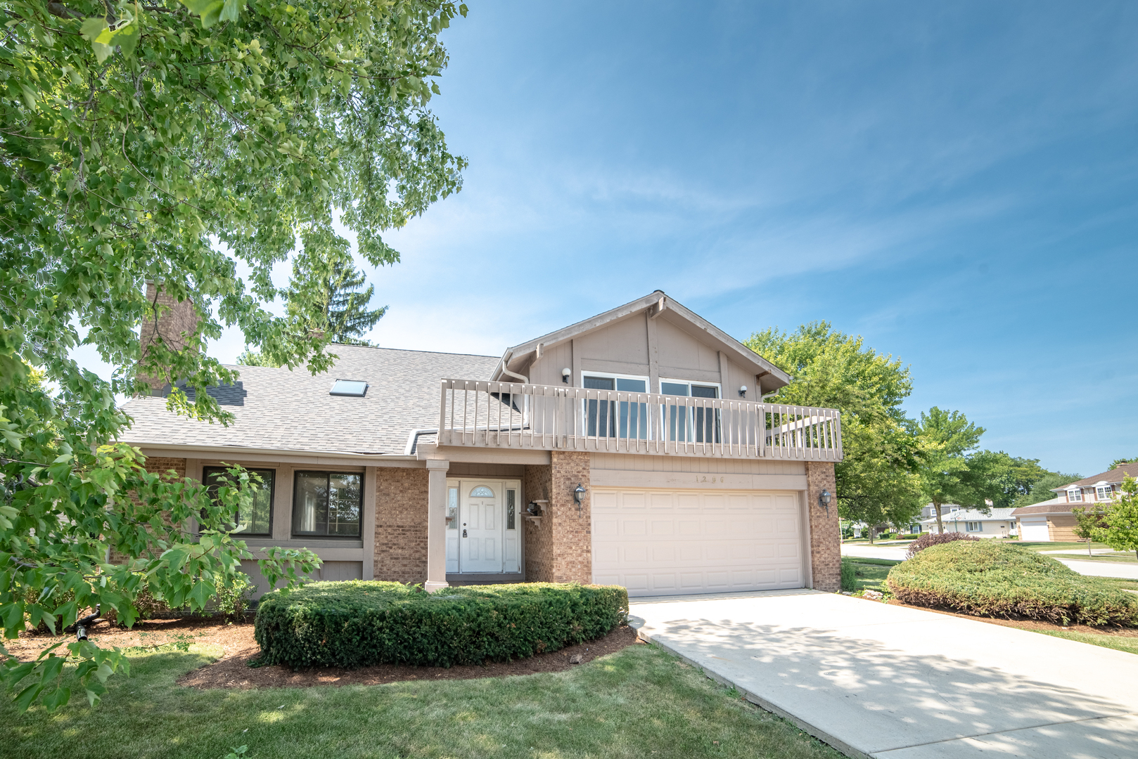1206 West Hintz Road Arlington Heights, IL 60004 - Photo 1 of 30