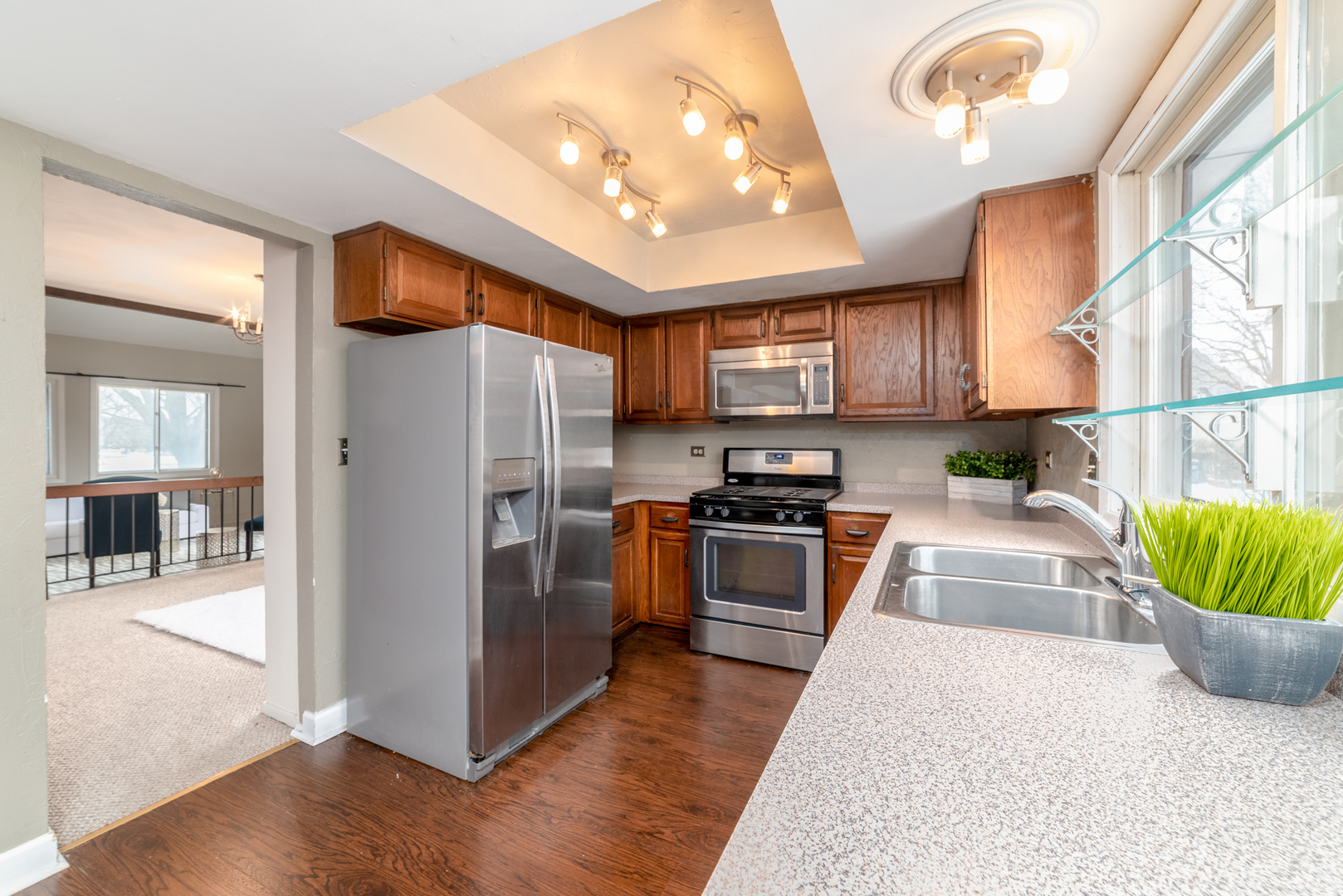 1206 West Hintz Road Arlington Heights, IL 60004 - Photo 6 of 30