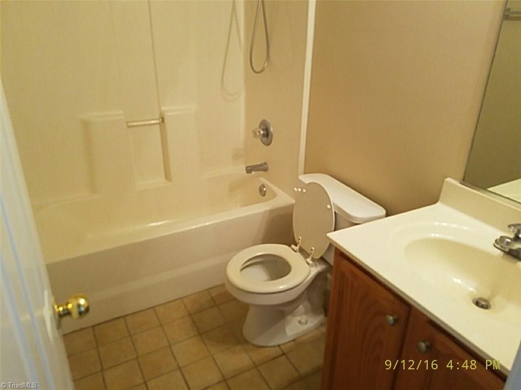 4713 Fewell Road Greensboro, NC 27405 - Photo 5 of 8 Gallery Image 5