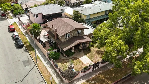$1,699,000 | 603 South Orange Avenue, Santa Ana, CA 92701
