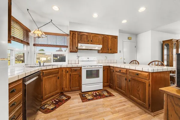 $639,000 | 459 Vivienne Drive, Watsonville, CA 95076