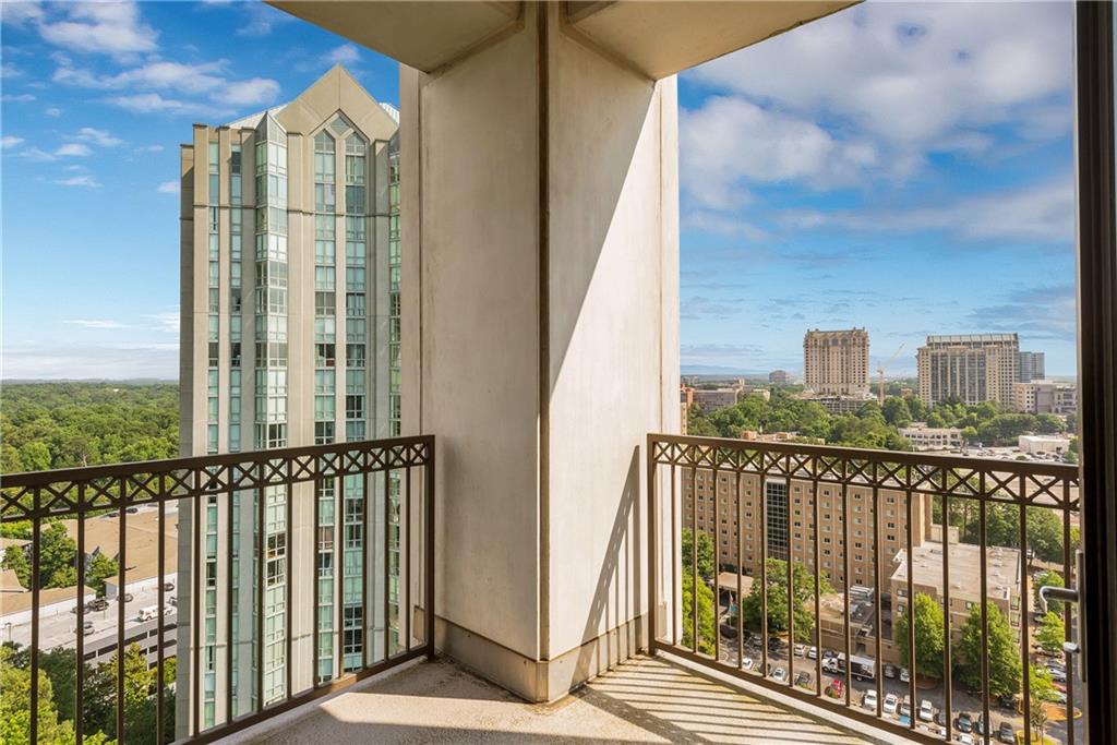 2828 Peachtree Road Northwest, Unit 1903 Atlanta, GA 30305 - Photo 28 of 37
