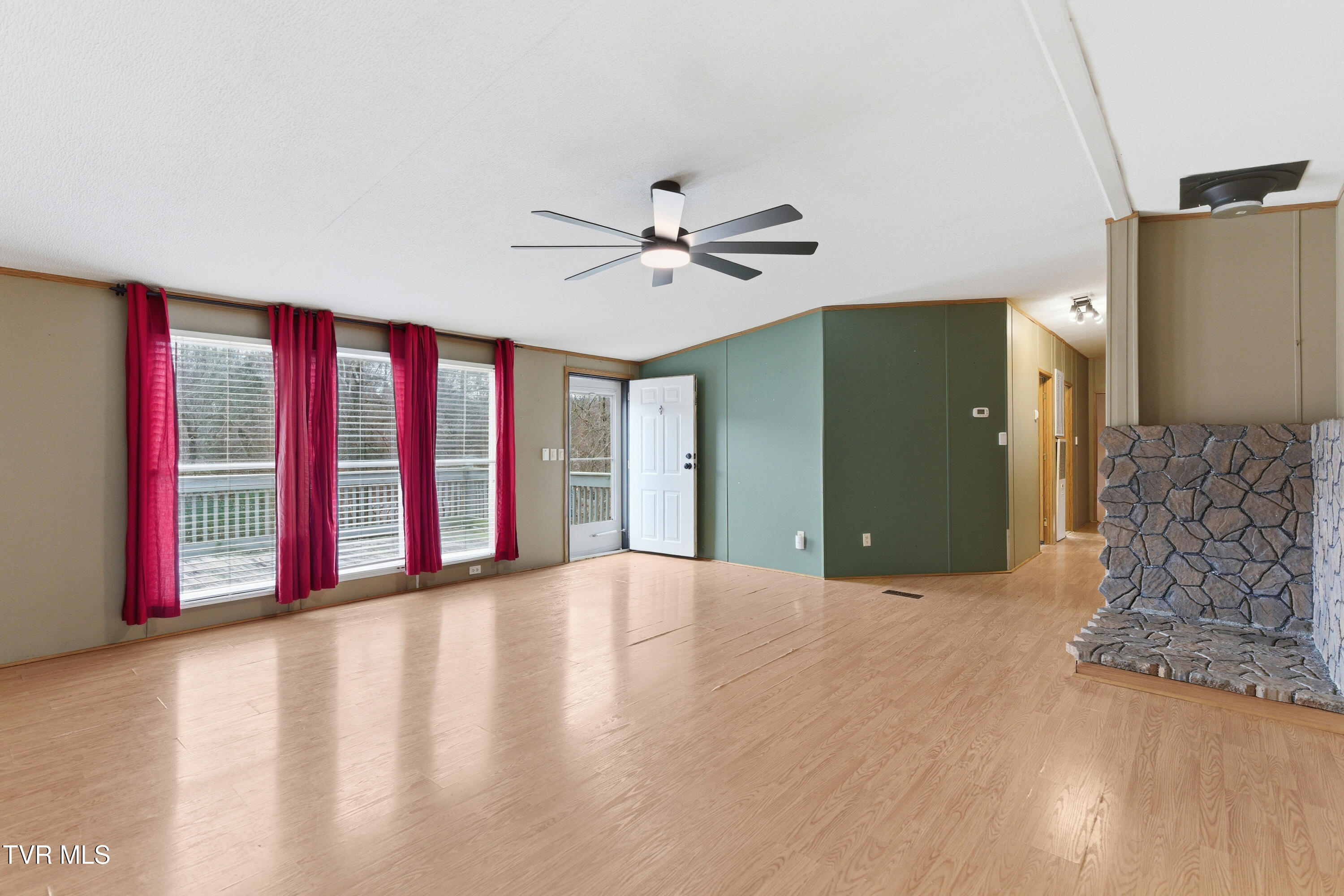 120 Rocky Point Midway, TN 37809 - Photo 9 of 33 DSC00198