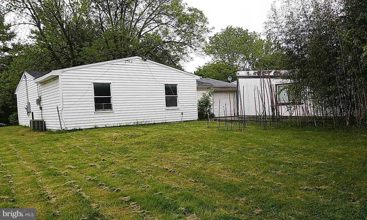 1814 Colmar Road Gwynn Oak, MD 21207 - Photo 4 of 23 Exterior (Rear)