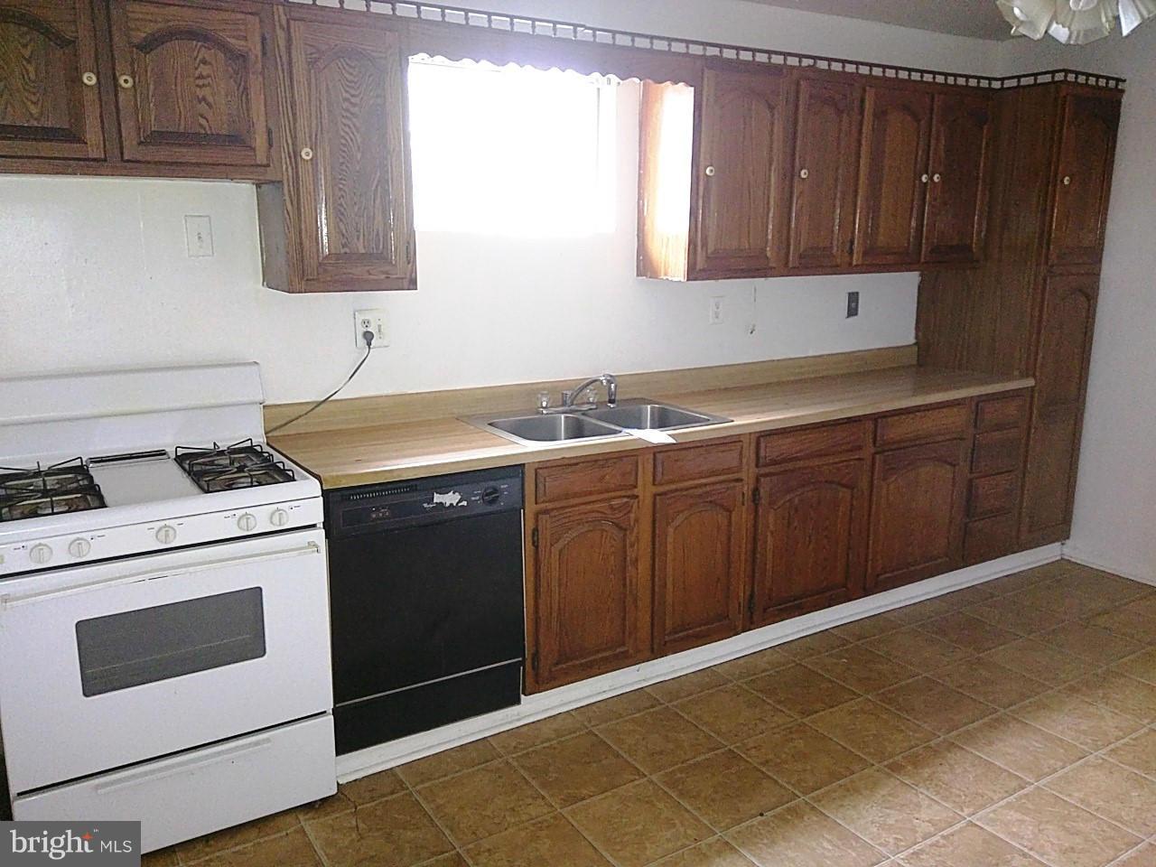 1814 Colmar Road Gwynn Oak, MD 21207 - Photo 9 of 23 Kitchen