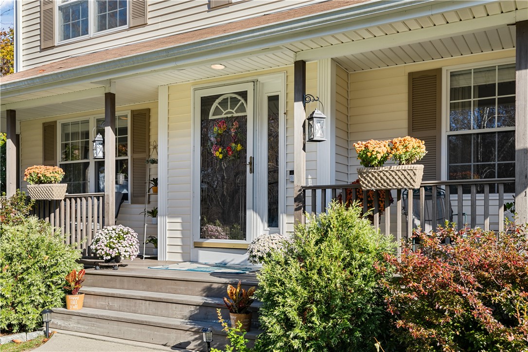 43 Ginger Trail Coventry, RI 02816 - Photo 2 of 44